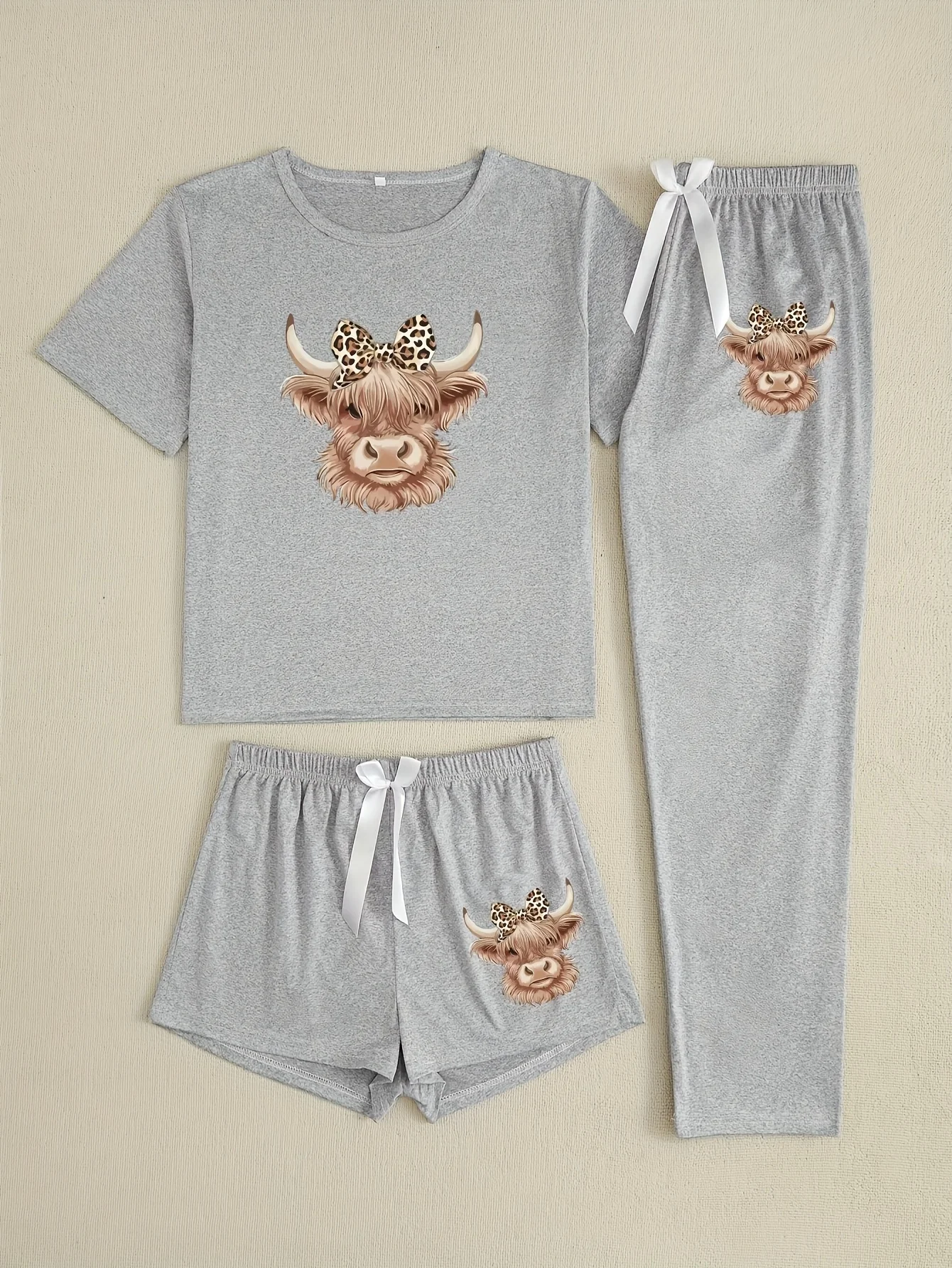 

Женский пижамный комплект из трех предметов с леопардовым принтом и бантом Highland Cow