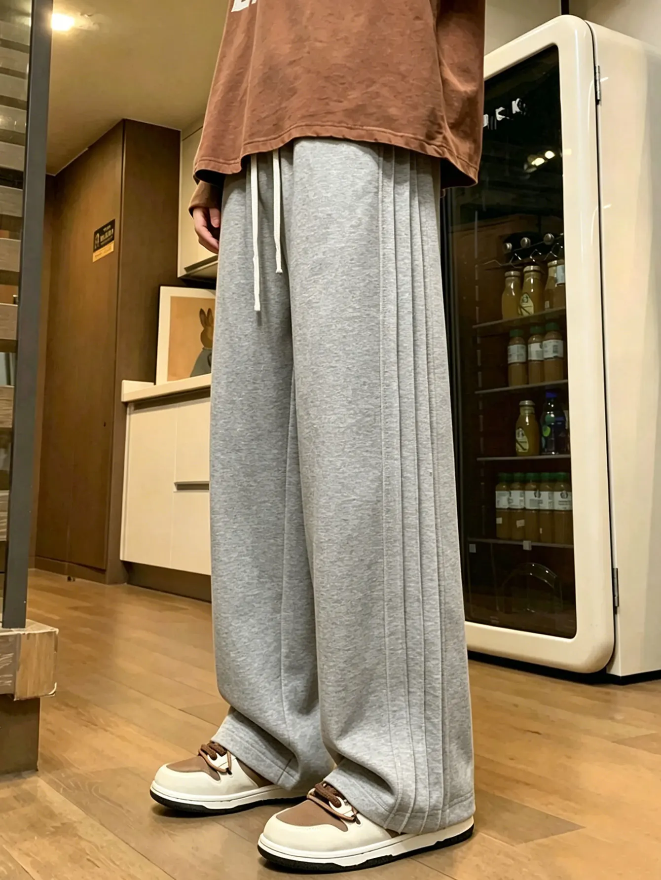 Herren-Freizeithosen, Locker Geschnittenes Design mit Weitem Bein, Elastischer Bund, Bequem für den Alltag, Modische Herrenbekleidung, Trendig und Stilvoll – Detail 16