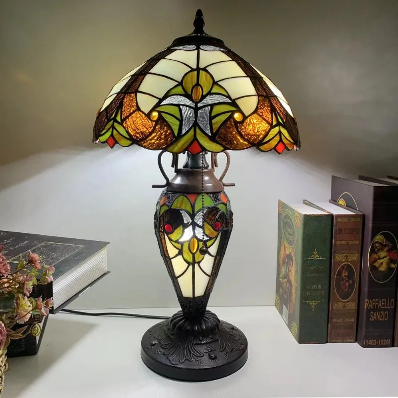 Lamp high-end European bedroom study, colored glass elegant, stable handmade exquisite child and mother desk lamp