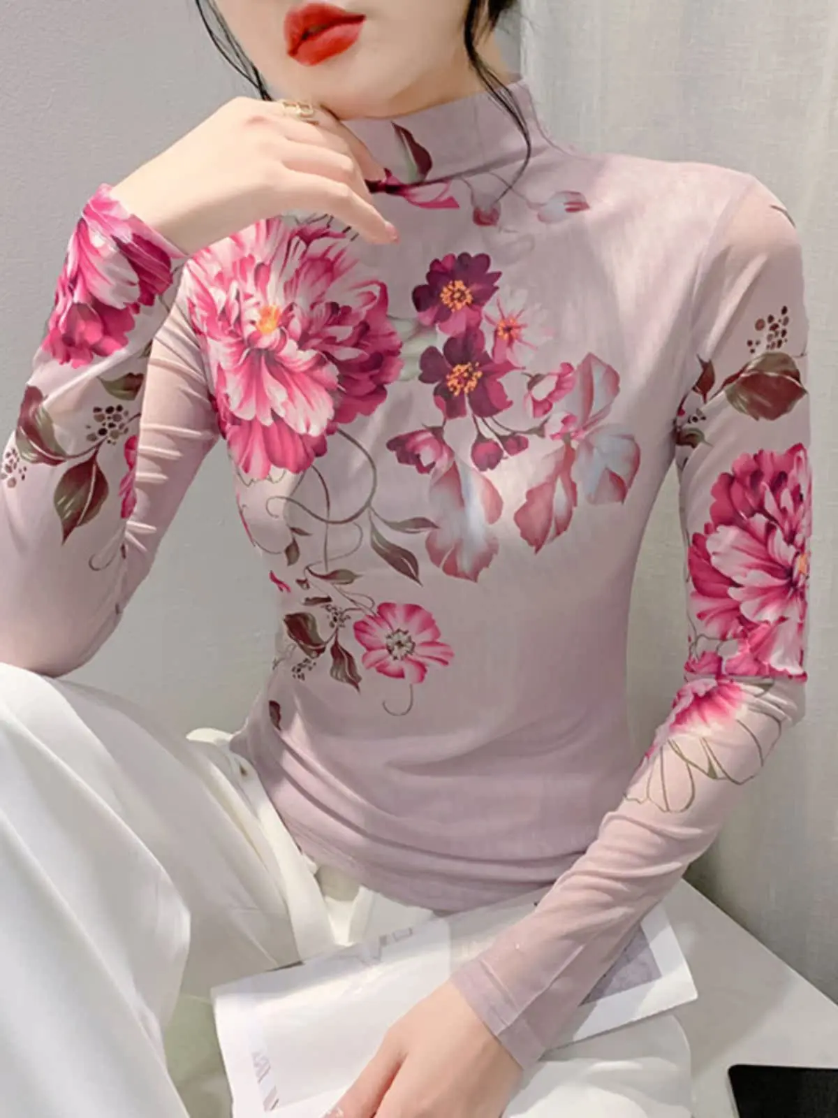 เสื้อผ้าผู้หญิงแฟชั่น ผ้าลูกไม้  คอลเลคชั่นฤดูใบไม้ร่วง-ฤดูหนาว  แบบยุโรป  คอสูง  ทรงเข้ารูป  สวยงาม  ช่วยลดเลือนริ้วรอย  ผ้าตาข่าย