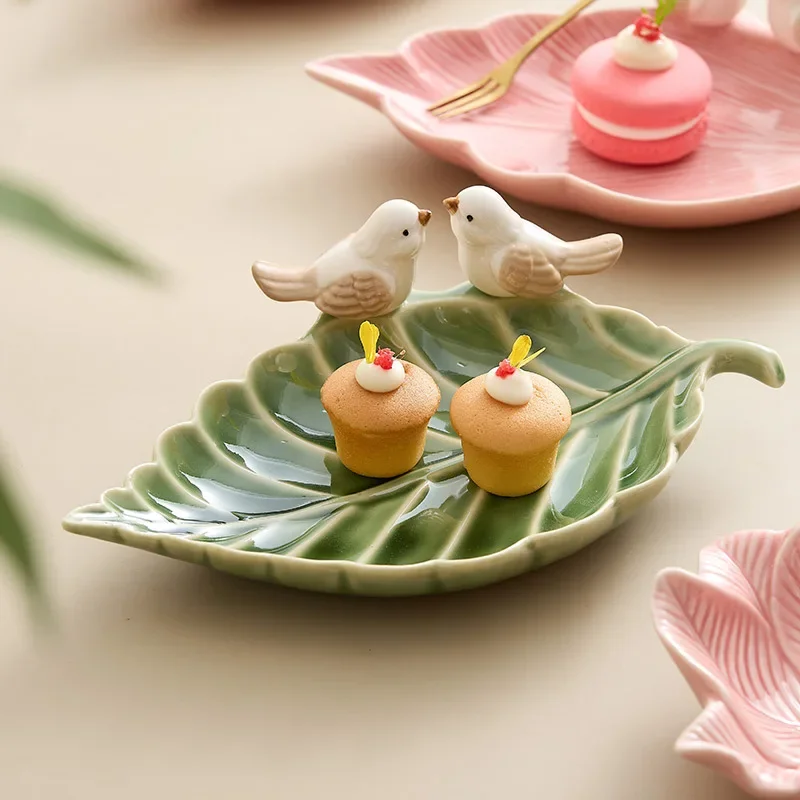 

Cute Bird Tray Ceramic Jewelry Storage Trays Creative Shelf Dim Sum Dessert Plate Home Decor Tea Table Desktop Decoration Bowl