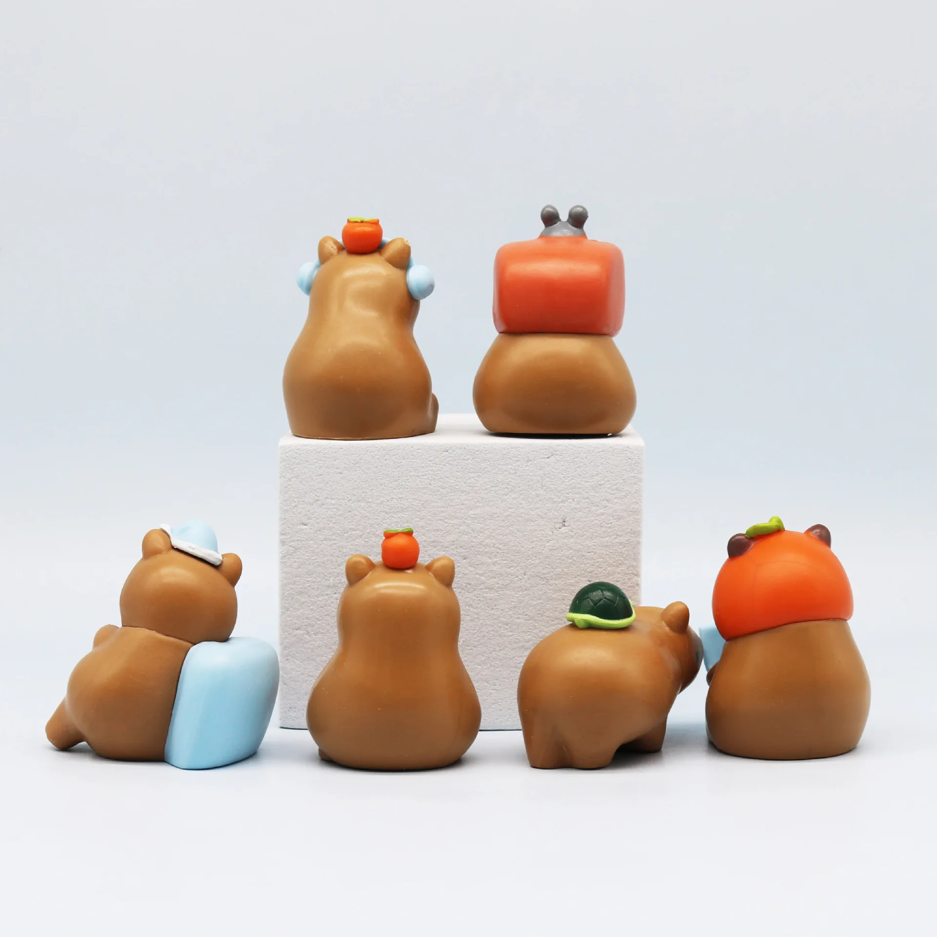 6pcs/set Cute Capybara Figure Simulation Capibara Kawaii Anime Animals Doll Children Birthday Present Charm Model Gift Toys