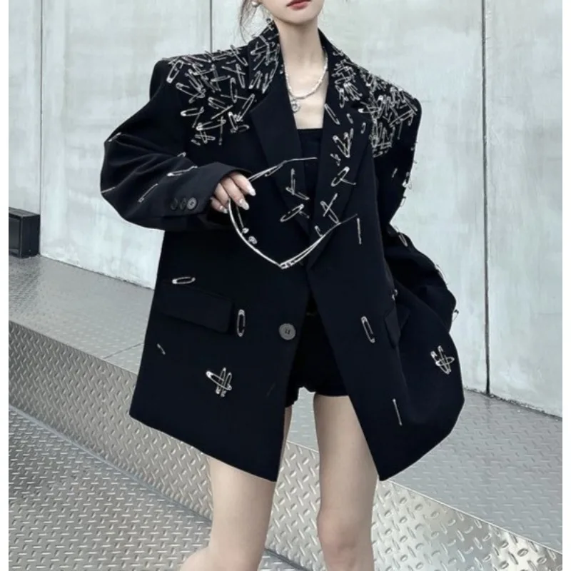 Veste de costume noire ample décorée à la main avec épingle de sûreté, Style unisexe pour le printemps et l'automne, haut blazer décontracté au Design de Niche