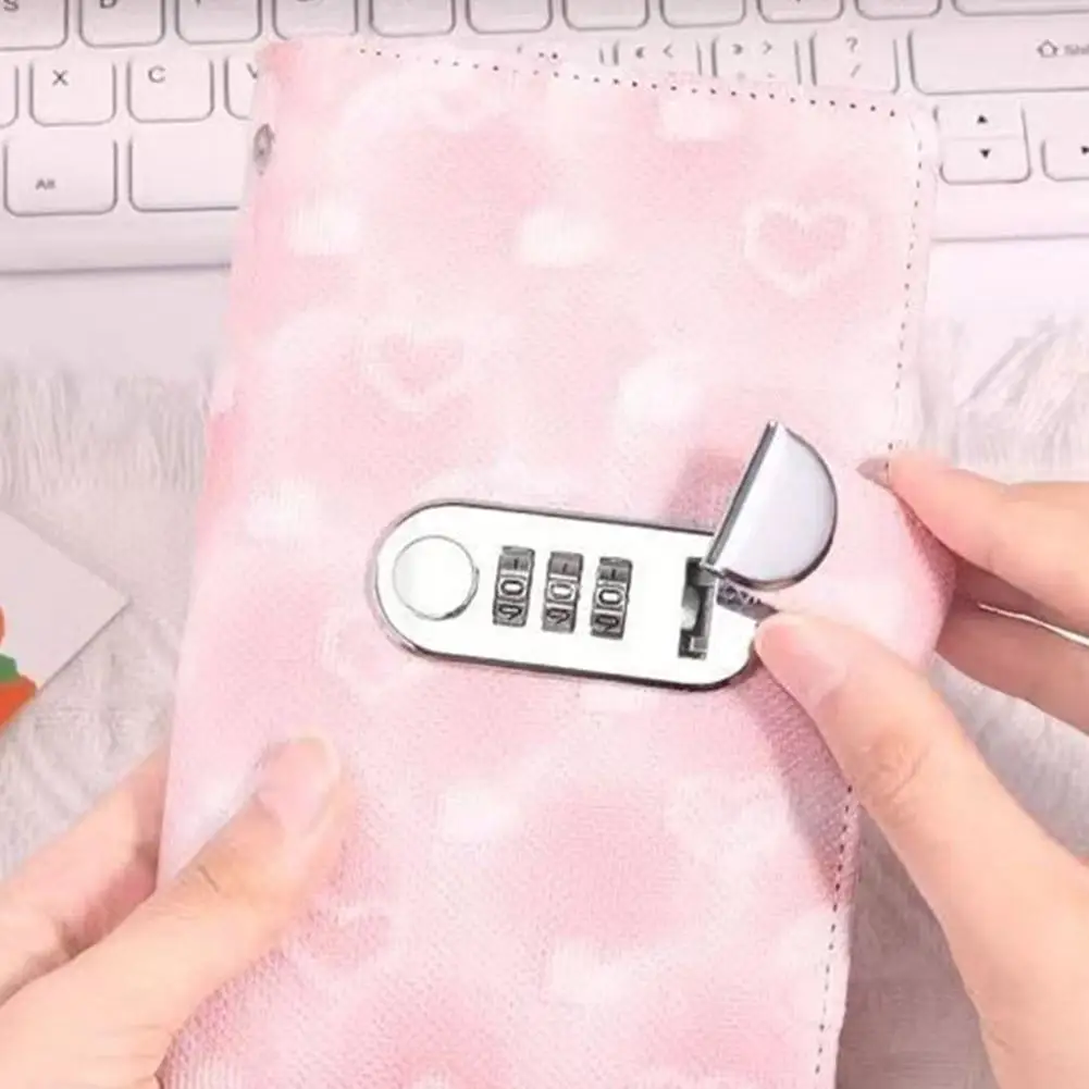 مغلفات جلدية مطبوعة على شكل قلب، دفتر ملاحظات لتوفير المال، جيوب مخططة للميزانية، منظم مغلف نقدي، قفل بكلمة مرور، محفظة دفتر الملاحظات