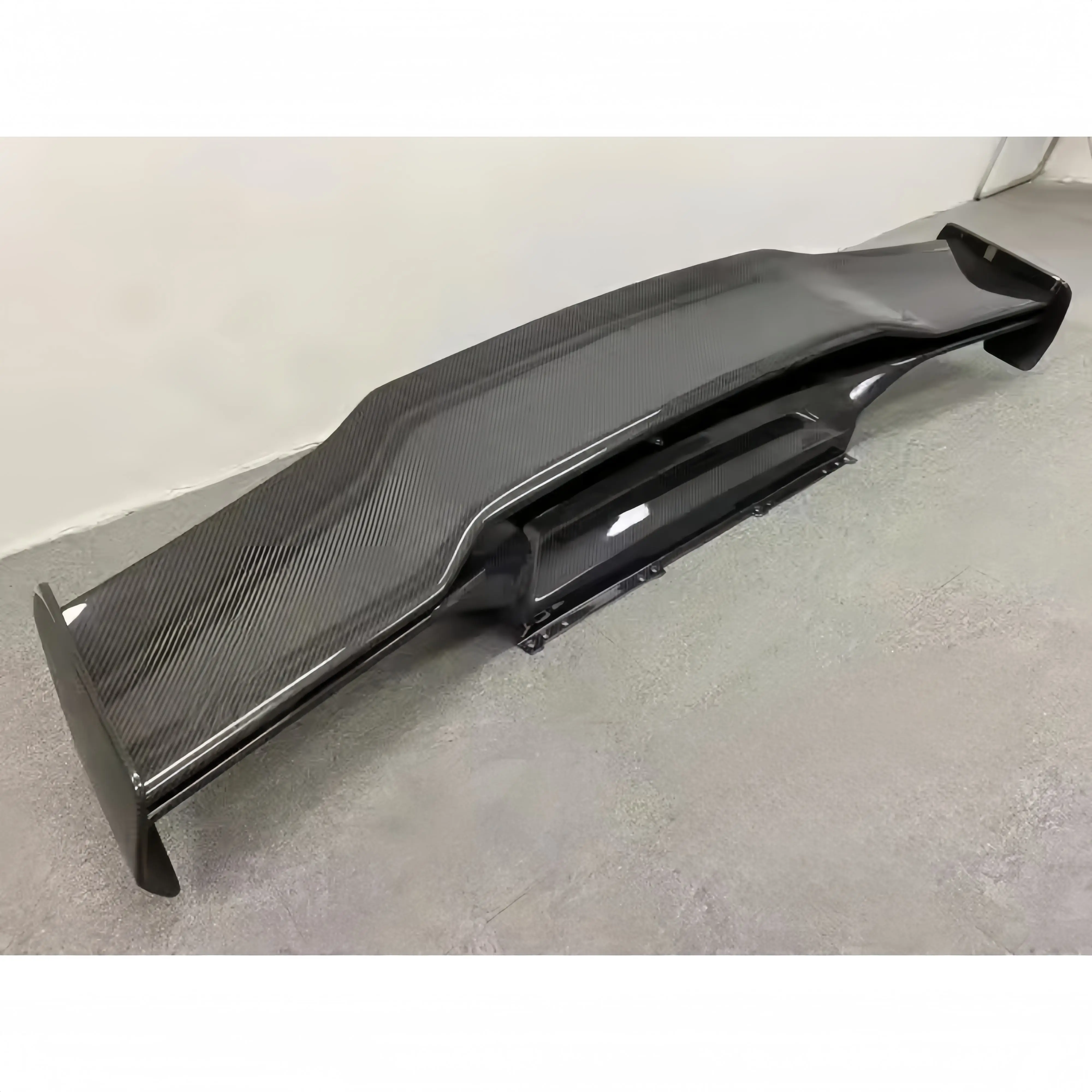 

True carbon fiber rear spoiler body kit for Lamborghini Huracan LP610 LP580 modified T-type