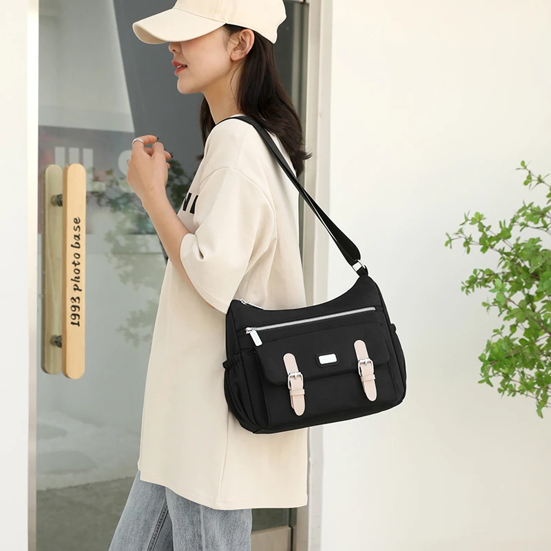 Fashion New Trend Nylon Cloth Women's One Shoulder Crossbody Bag Simple and Fresh College Style Shopping and Playing Storage Bag