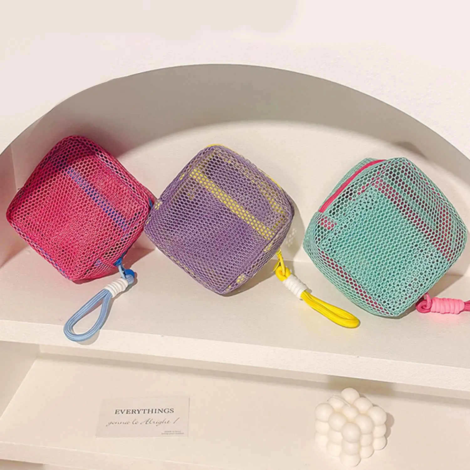 Portable Square Cosmetic Storage Bag With Zipper, Multi-purpose Sundries Storage Bag,Stylish Lightweight Mesh Cosmetic Bag