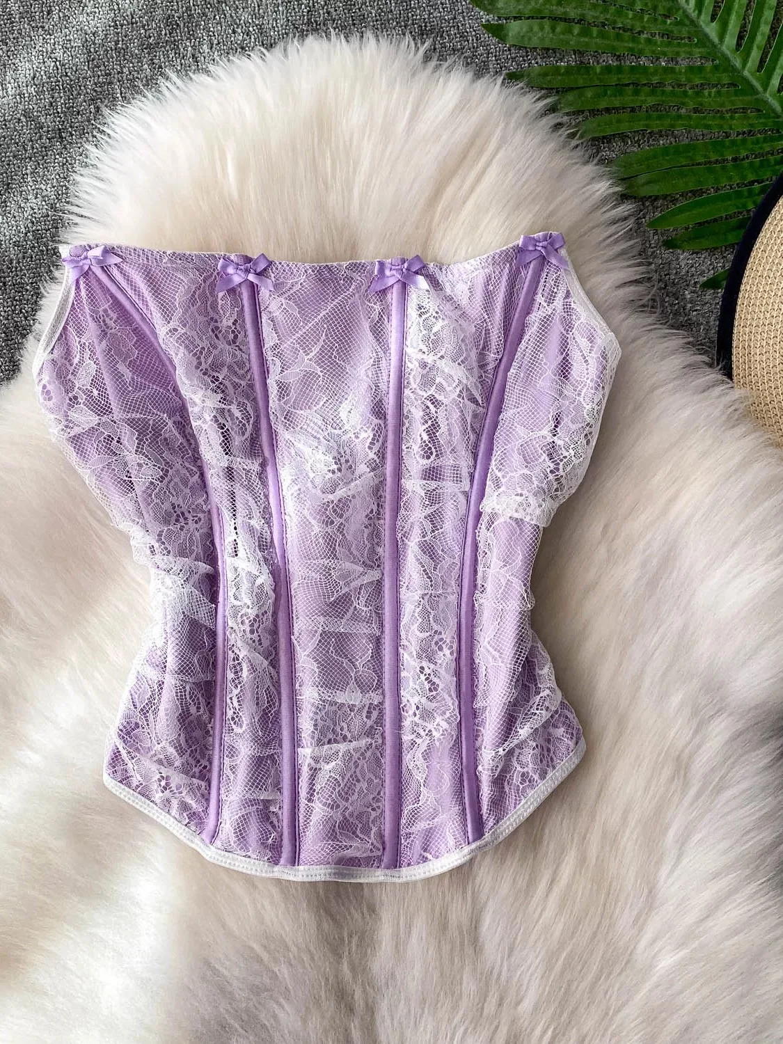 

Vintage solid lace butterfly-end bodice, elegant French-style slim-fit corset, perfect for weddings, parties, and evening wear.