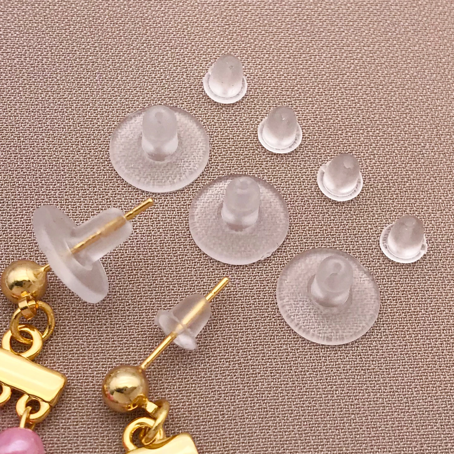 100pcs Silicone Earring Stoppers for Comfortable Ear Studs