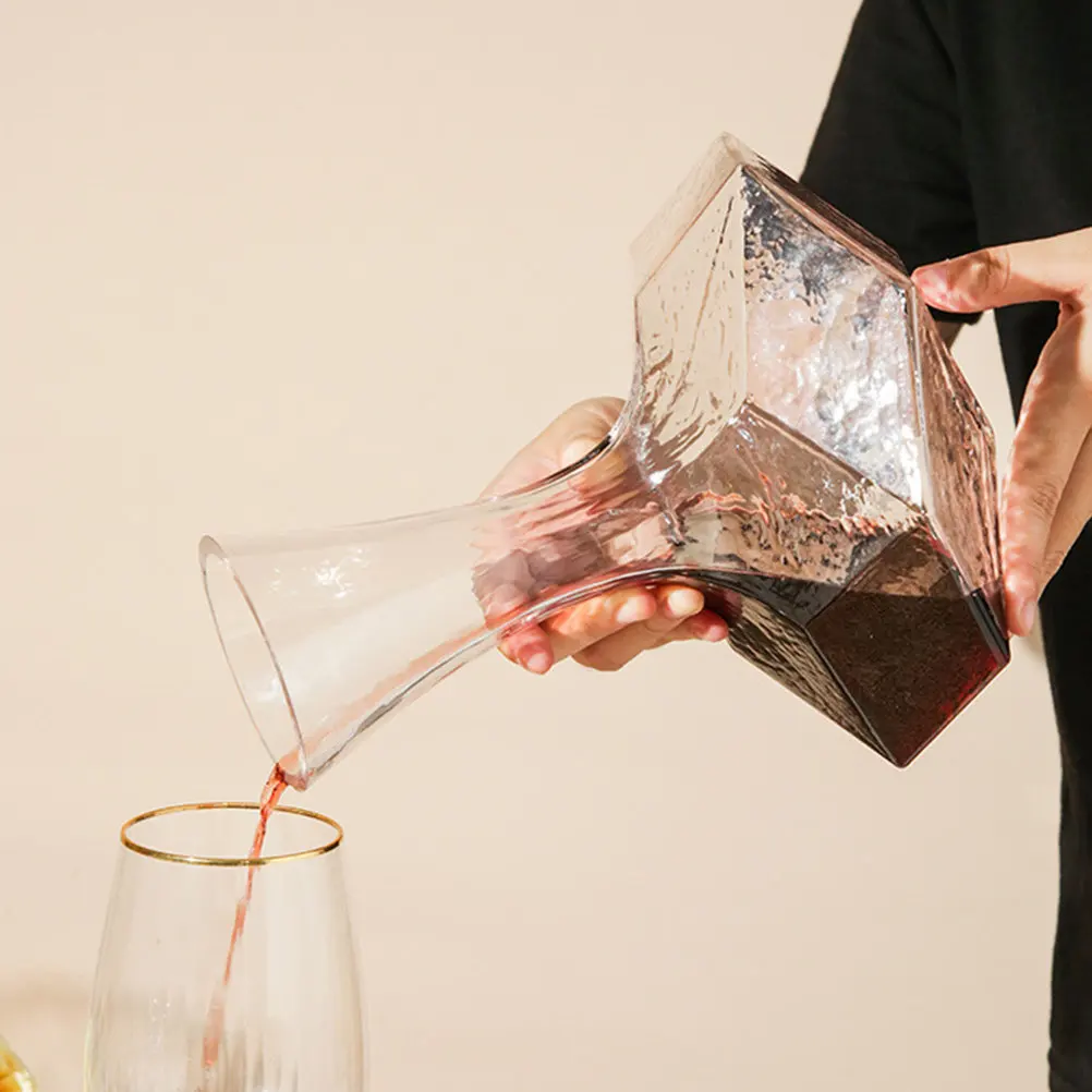 

Прозрачный стеклянный графин для вина, креативный геометрический дизайн, быстрое декантирование, подходит для дома, банкетов, баров, ресторанов, элегантный и простой.