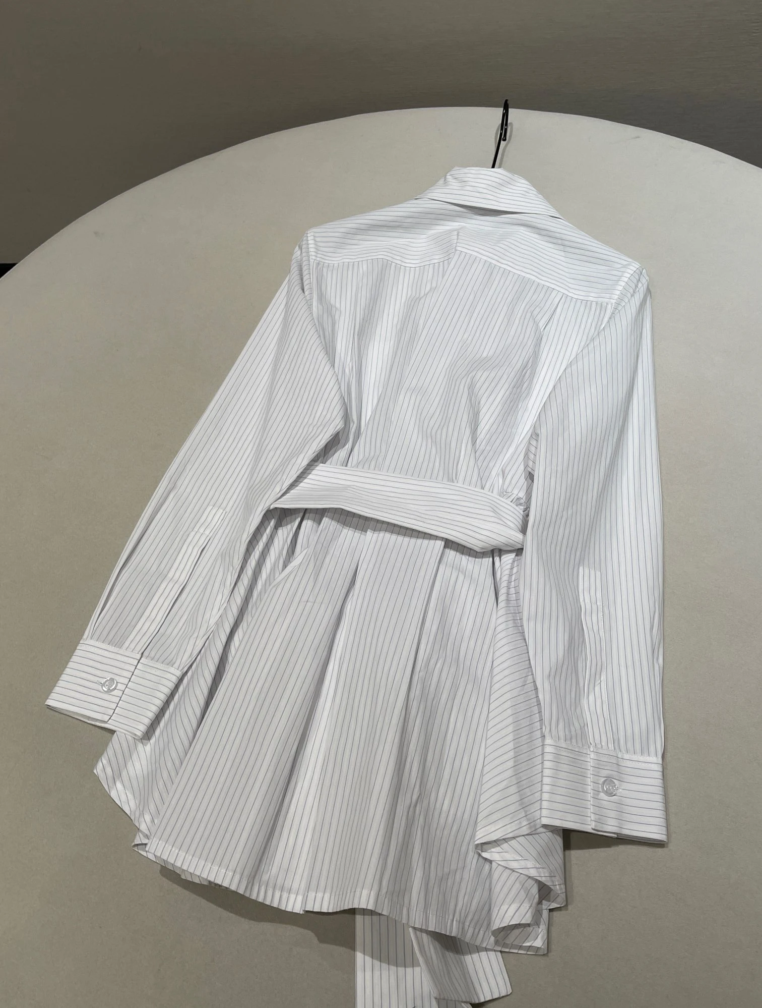 FWRD فستان قميص مخطط أبيض مخطط ربطة عنق فستان قميص مخطط طية صدر السترة فستان قميص أبيض مخطط # FWRD0046