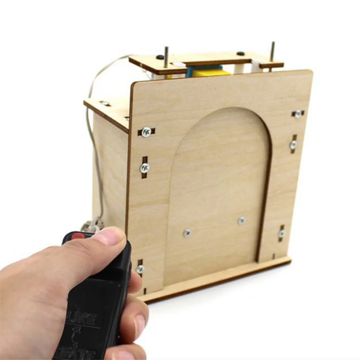 Porte élévatrice en bois n ° 1, modèle de garage de maison fait maison, kit de porte électrique, technologie de bricolage, jouet Gizmo