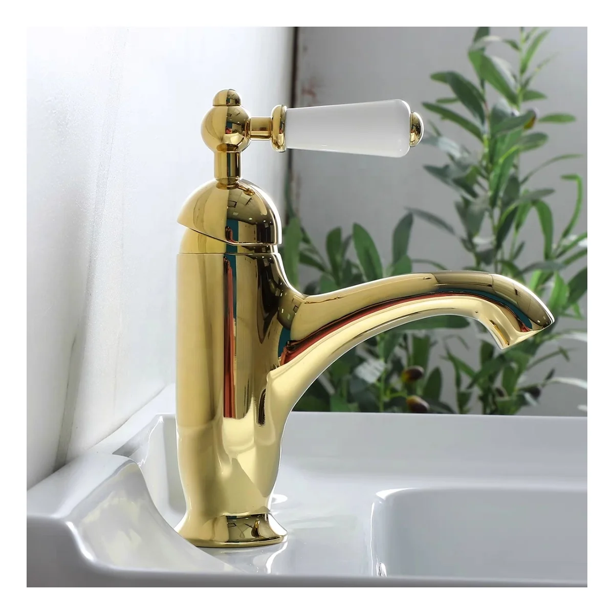 

Bathroom Sink Basin Mixer Single Handle Tall Vessel Faucet Vanity Antique Luxury Basin Faucet Brass Tap Bathroom Faucet