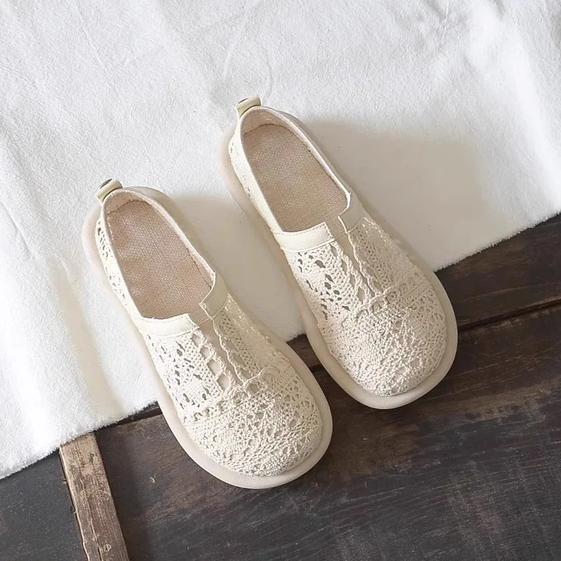 

Fashion 2024 Summer New Baotou Women's Shoes Hollow Breathable Mesh Shoes Literary Retro Flat Shoes Women's Sandals Platform