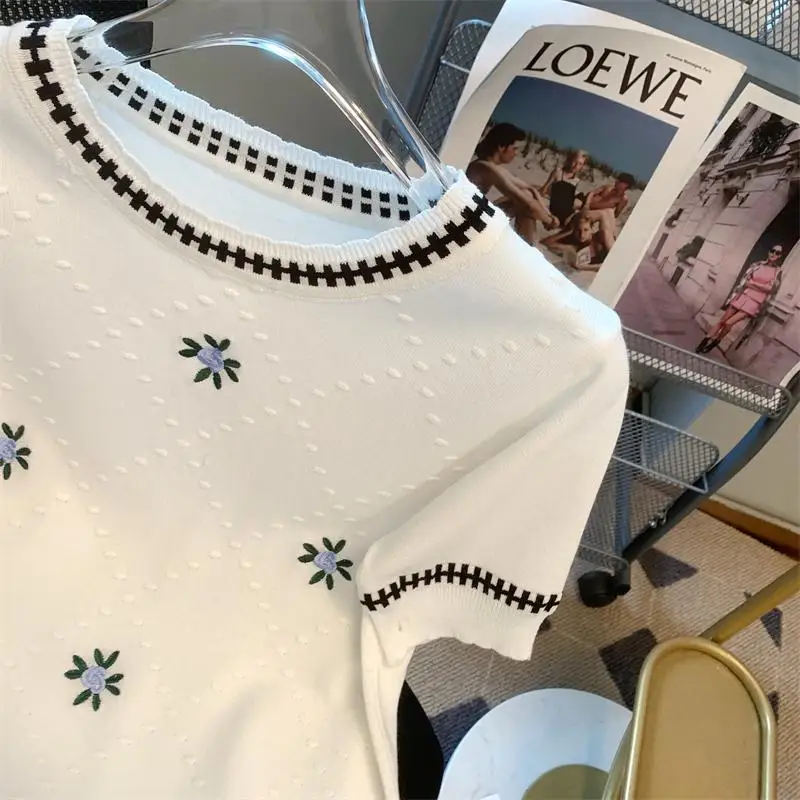 Luxury Floral Embroidery Knit Sweater Women Summer Short Sleeve Tops Design Knitted T-shirts Office Lady's Tees White Pink Shirt 5