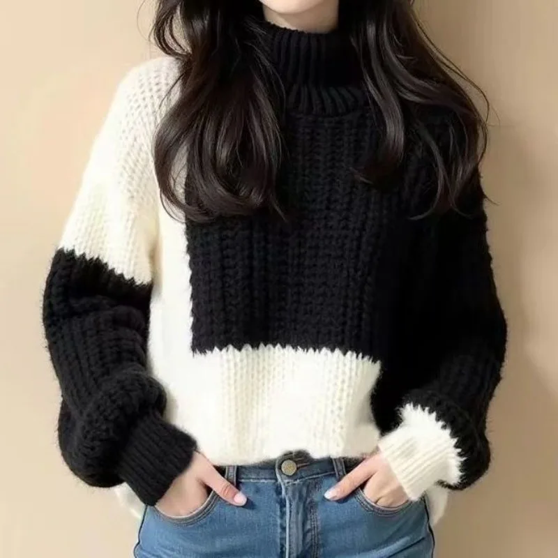 

Autumn and Winter High-neck Long-sleeved Pullover Black and White Contrasting Irregular Loose Knitted Top Sweater Top