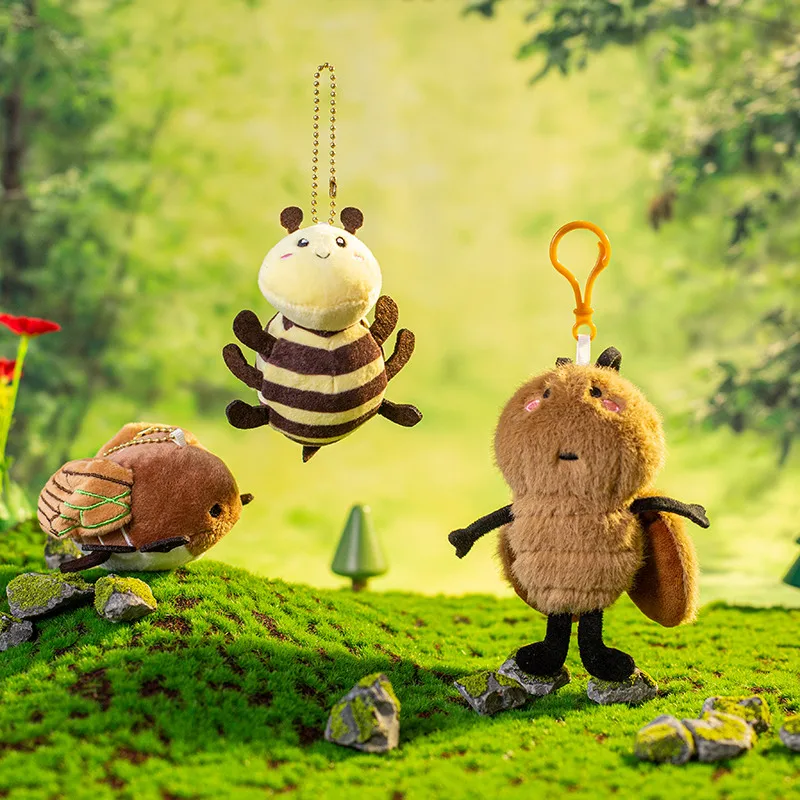 Neue Tier- und Insekten-Plüschanhänger, Papageien, Schmetterlinge, Bienen, Pferde, Kakerlaken, Schnecken, Plüschtier, Rucksack-Anhänger, Kinderspielzeug