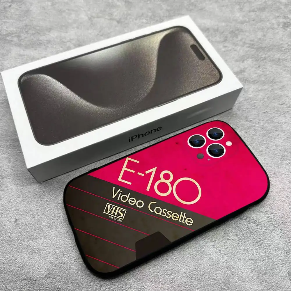 حافظة هاتف كلاسيكية بشريط VHS لهواتف iPhone 17,16,15,14,13,12,Pro,Max,Plus,E,SE4,Air,Mini Black Soft Box