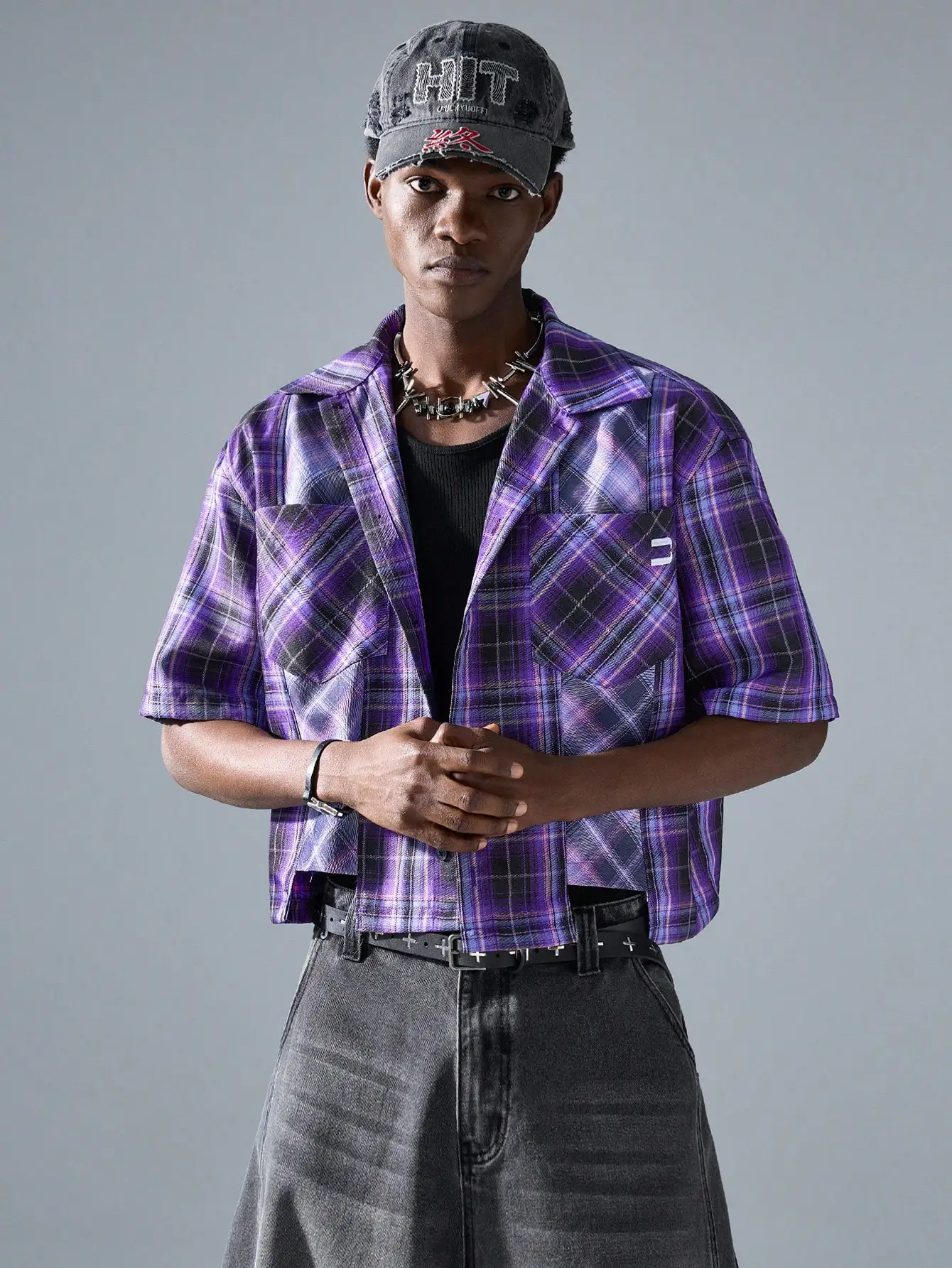 

Men's Short Sleeve Woven Purple Black Plaid Shirt, Streetwear Style, Casual Fit