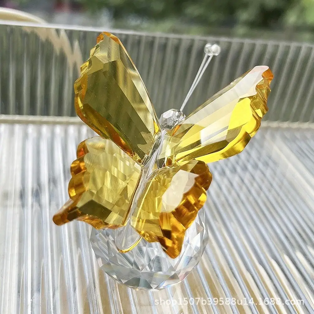 European Style White Crystal Crystal Butterfly Cute Vivid Miniature Figurines Handmade Glass Art Children's Home Decoration