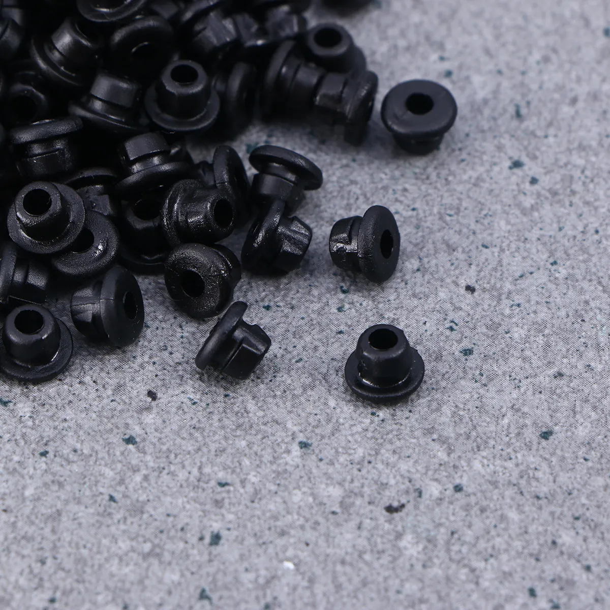 100Pcs Grommets Industrial Grade Silicone Machine Grommets for Needle Mounting Prevents Looseness Long Service