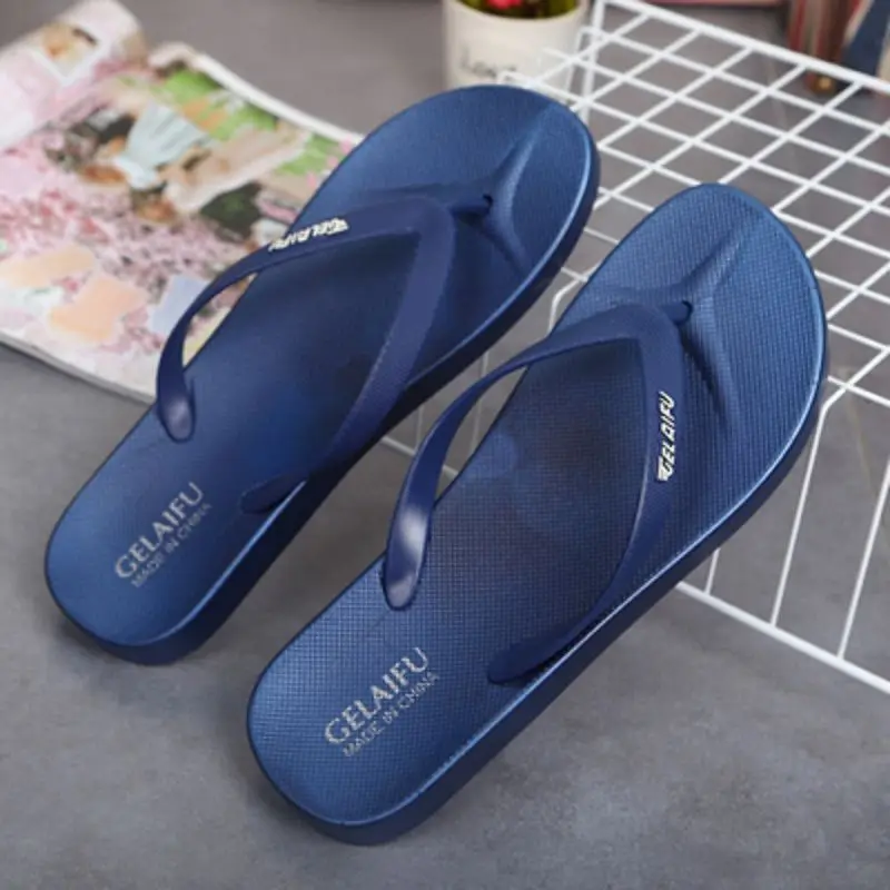 Men Casual Flip Flops Women Cute Slippers Non-slip Flip Flops Designer Beach Sandals