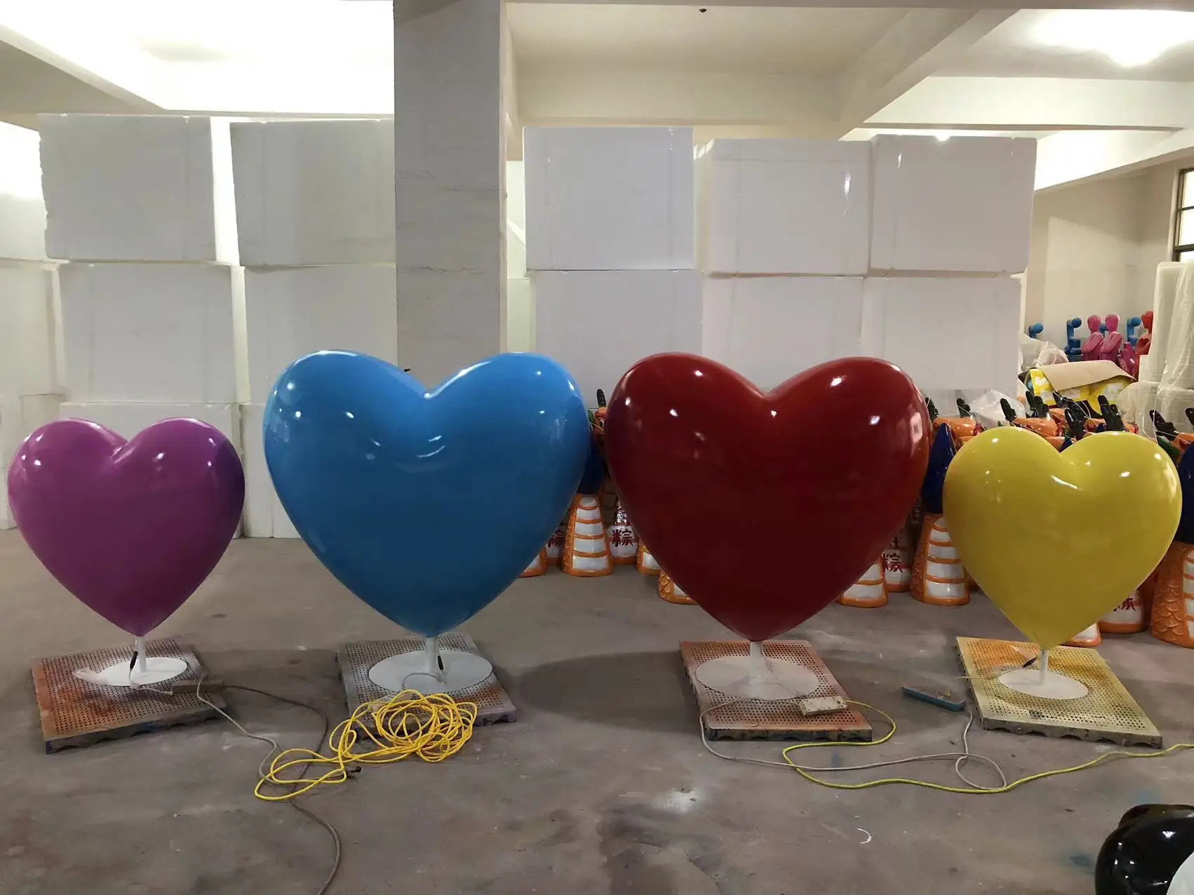

Luminous love sculpture ornament outdoor fiberglass garden landscape shopping mall scenic holiday atmosphere deco