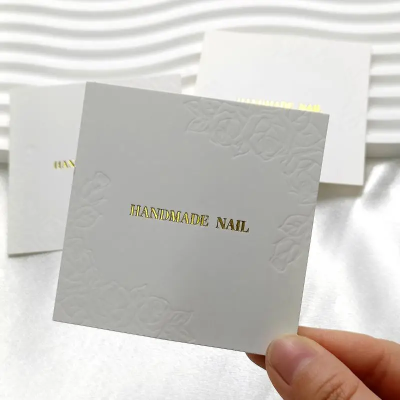 20枚/袋入り 付け爪用パッケージ底面カード ローズエンボス加工 75x75mm ハンドメイドネイルチップディスプレイショーカード マニキュアツール