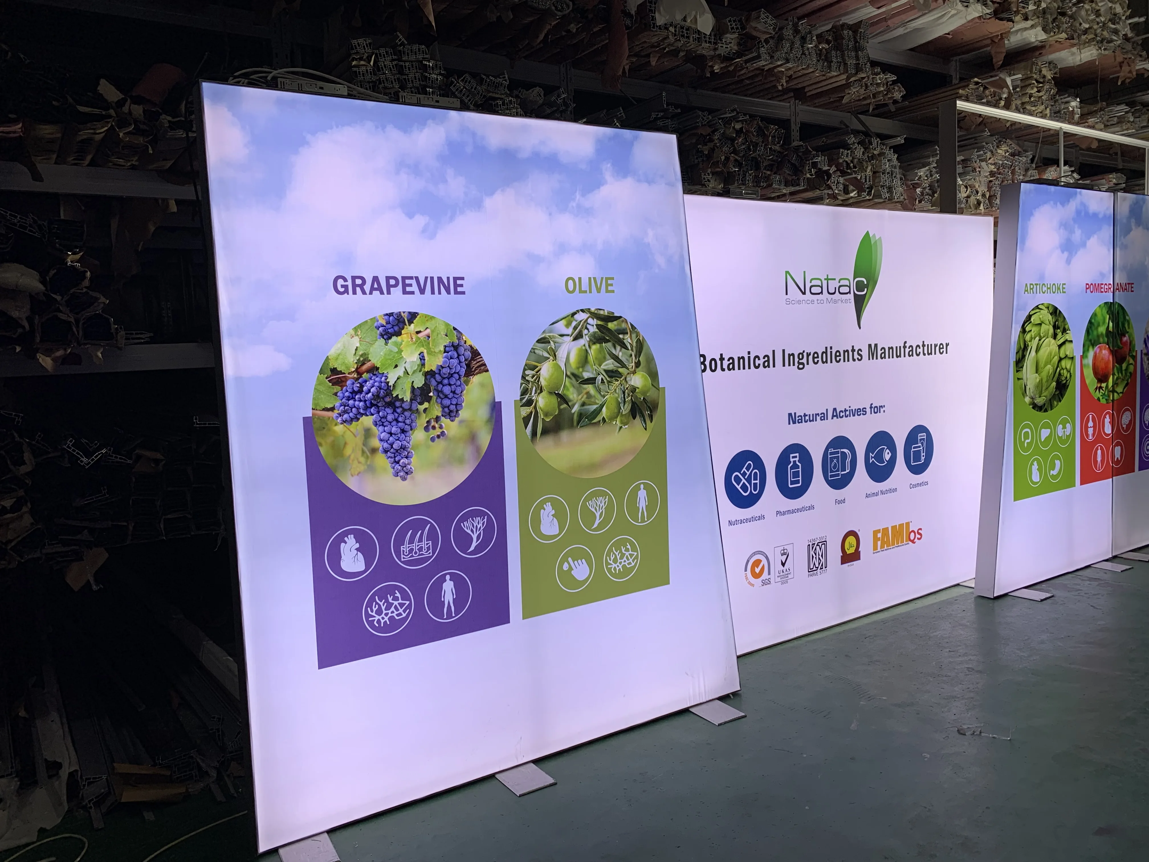 Hintergrundbeleuchtete SEG-Kabine 20 x 10 Fuß für Vitafoods Europe Tension Fabric Lightbox Ausstellungsstand Messe-Kabine