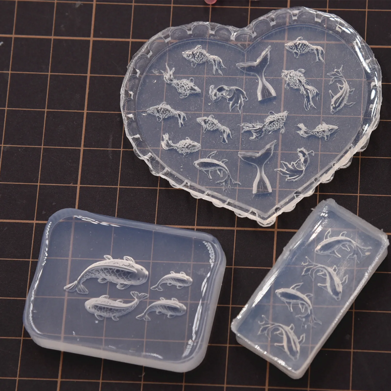 Afbeelding 4: Porseleinen harsklei schattige mini koi vis siliconen mal UV hars sieraden mini goudvis DIY siliconen mallen