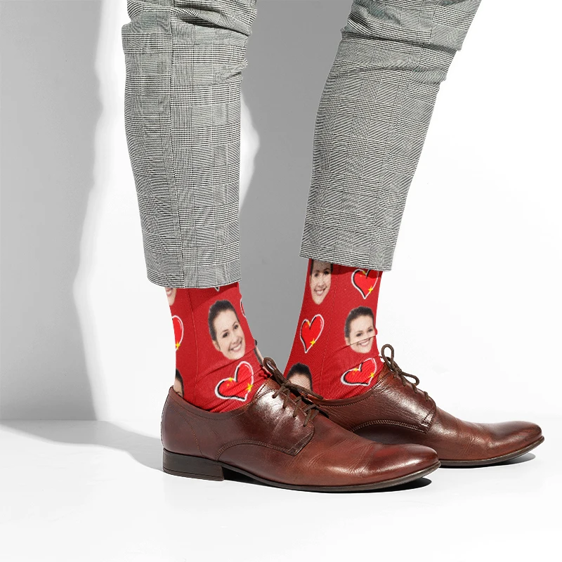 Chaussettes personnalisées amusantes pour hommes et femmes, chaussettes respirantes pour le visage, chaussettes décontractées avec logo photo, cadeau pour animaux de compagnie, coeur avec vos photos, nouveauté