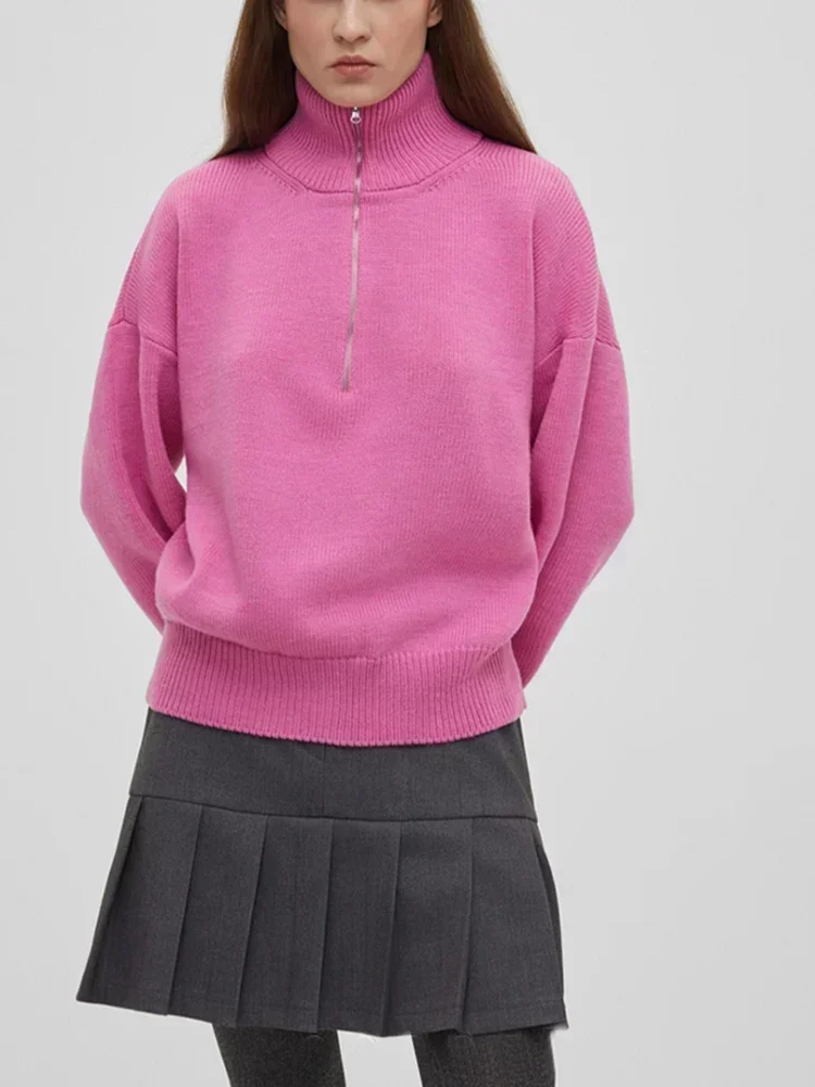 سترة شتوية دافئة للنساء بياقة مدورة وسحاب محبوك سترة نسائية سميكة ناعمة كلاسيكية صلبة كاكي أزرق أبيض للنساء