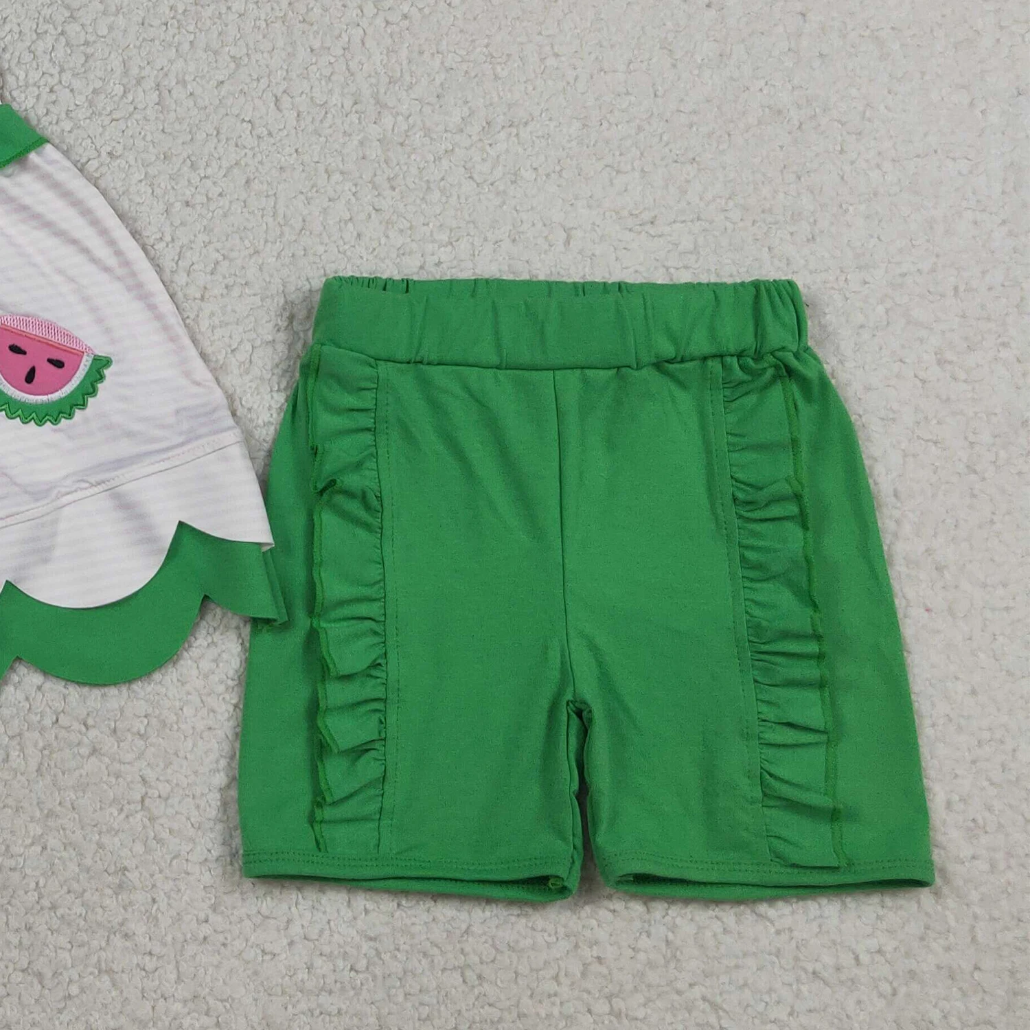 Set per Bambini con Ricamo di - Summer Clothing Boutiques recensione e prezzo