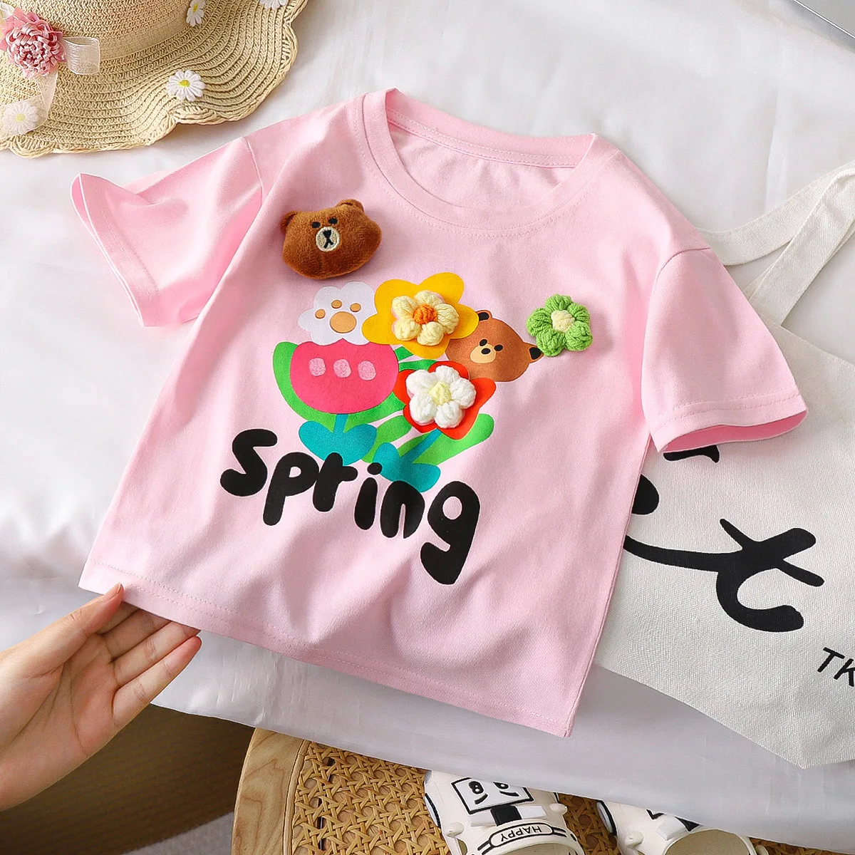 New 2024 Kids Summer Thin T-shirt Baby Girls Short Sleeve Round Neck Cute Cartoon Bear Flower Decor Tops Tees Infant Clothing