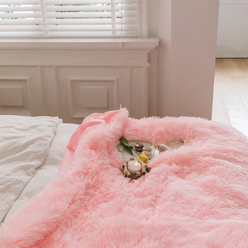 Pink Faux Fur Blankets Soft Fuzzy Fluffy Blankets, Warm Thick Long Hair Shag Lightweight Cozy Throw for Bedroom Sofa Couch Bed