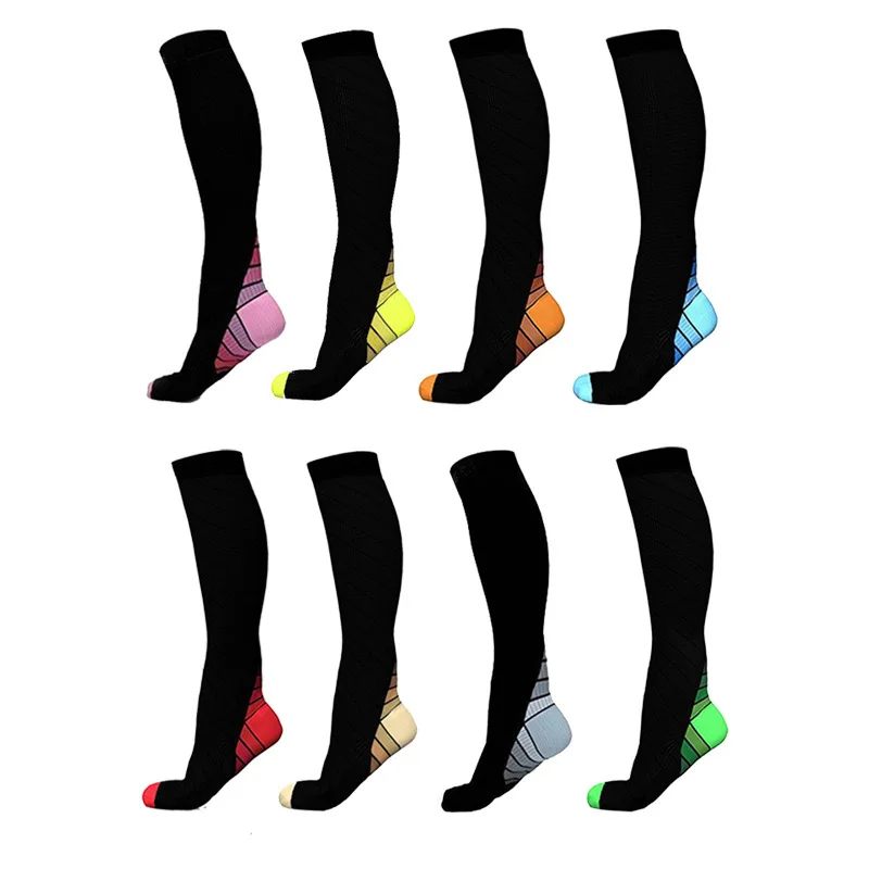 Compression Socks, a gradient style that can be redesigned for sports pressure compression