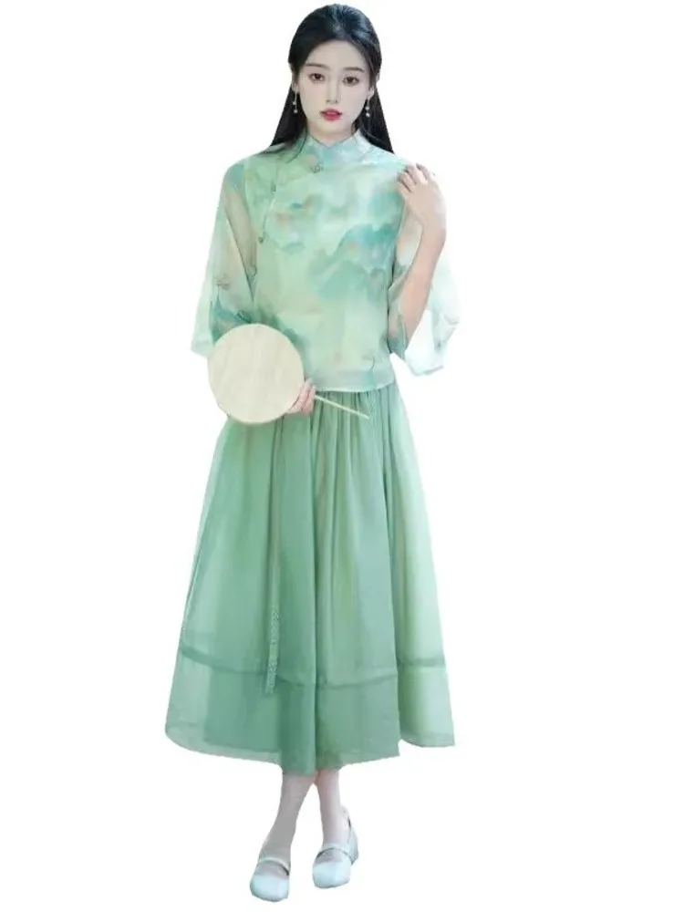 بلوزة نصف كم بياقة مندرين مطبوعة بالحبر مع تنورة شبكية عالية الخصر لأداء الرقص الكلاسيكي