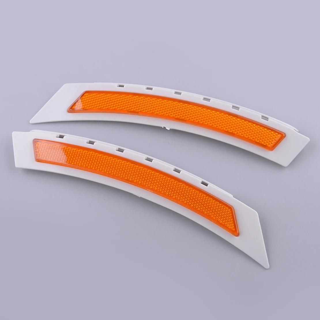 

1 Pair Car Front Bumper Reflector Cover Side Marker Fit for BMW 5 Series E60 528i 528xi 550i E61 535xi LCI BM1084105 BM1085105