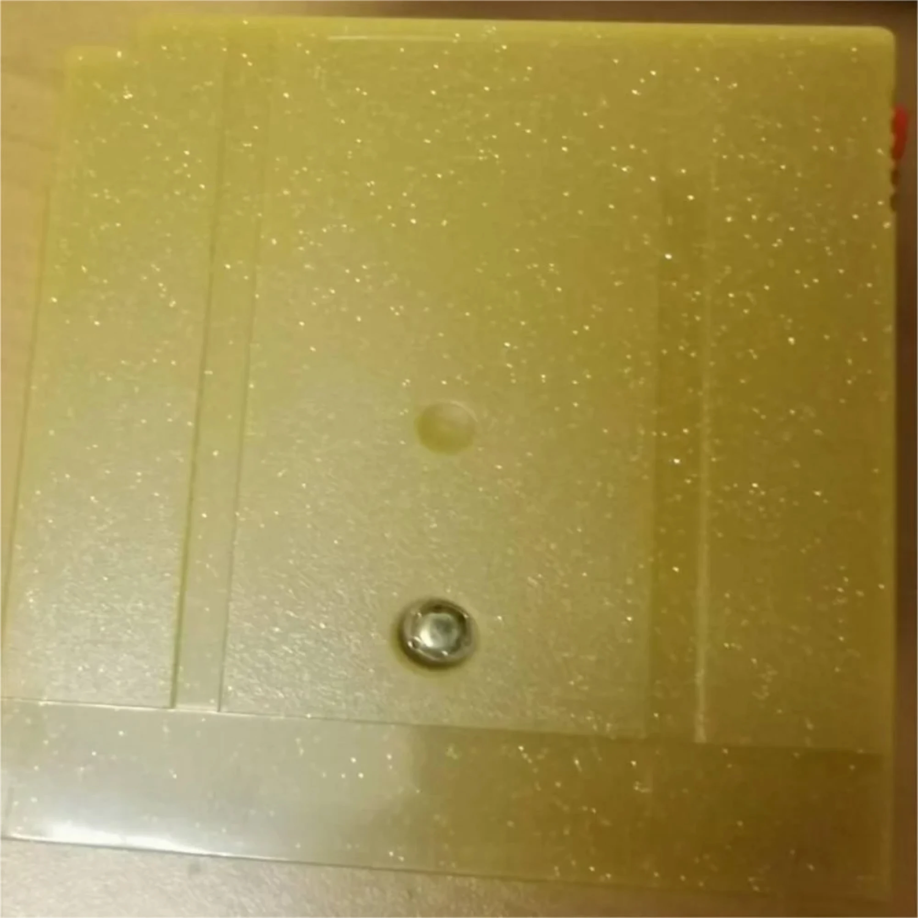 خرطوشة ألعاب فيديو جي بي سي 16 بت، بطاقة وحدة التحكم، أخضر، فضي، أصفر، أحمر، أزرق، كريستال، ذهبي، متعدد اللغات