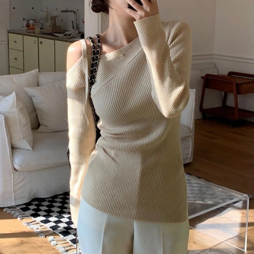 Autumn Winter New Style Shoulder Bared Long Sleeve Knitted Sweater Casual Loose Fit Female Fashion 25-29 Years Old