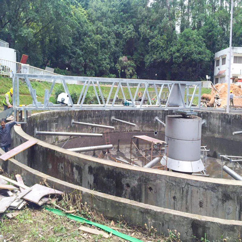 Full-bridge stranded peripheral transmission mud scraper, half-bridge type, river sewage treatment center transmission mud scrap