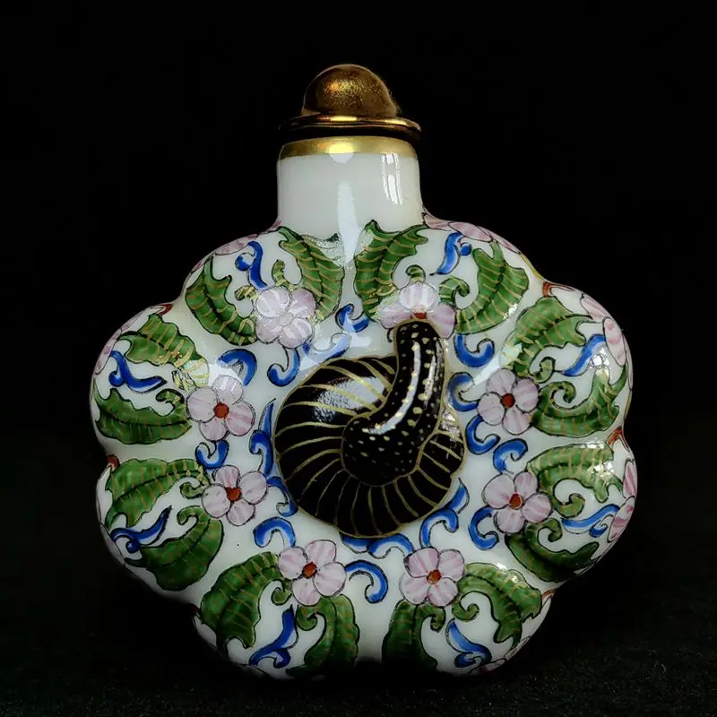 YIZHU CULTUER ART Size 7.3x6.6cm Mark China Porcelain Painting pumpkin Style Statue Snuff Bottle Old Collection