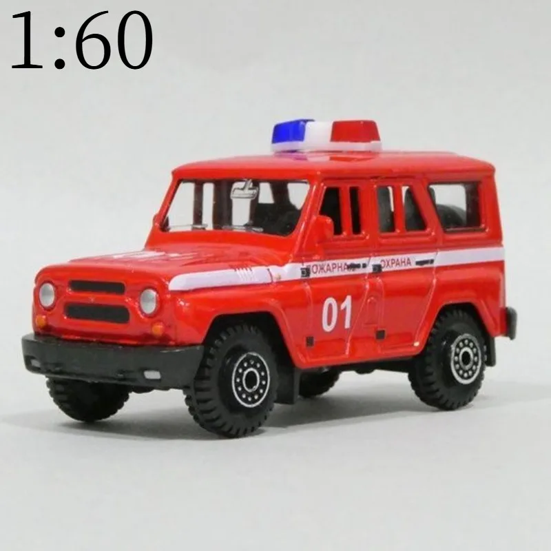 Em estoque/1:60 veículo off-road caçador russo, motor de bombeiros, modelo de carro de polícia, carro de liga/artículos decorativos de brinquedo infantil