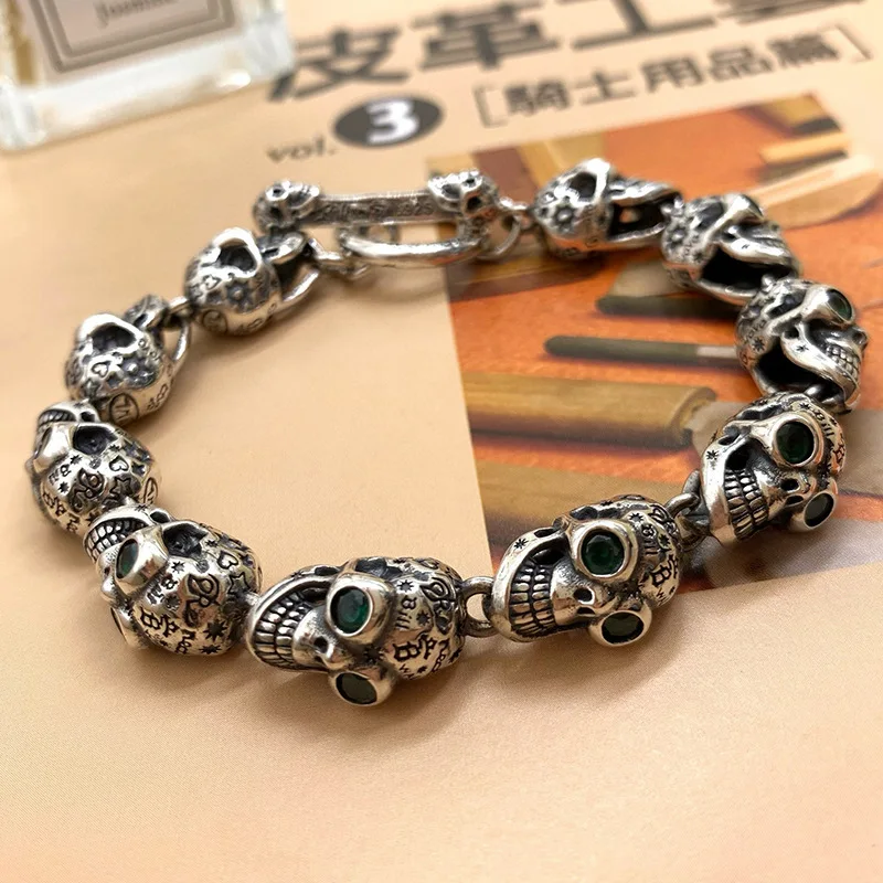 Men Vintage Oxidized Skull Head Link Bracelet Green Eyes Engraved Pattern Toggle Clasp Gothic Biker Punk Statement Wrist Jewelry