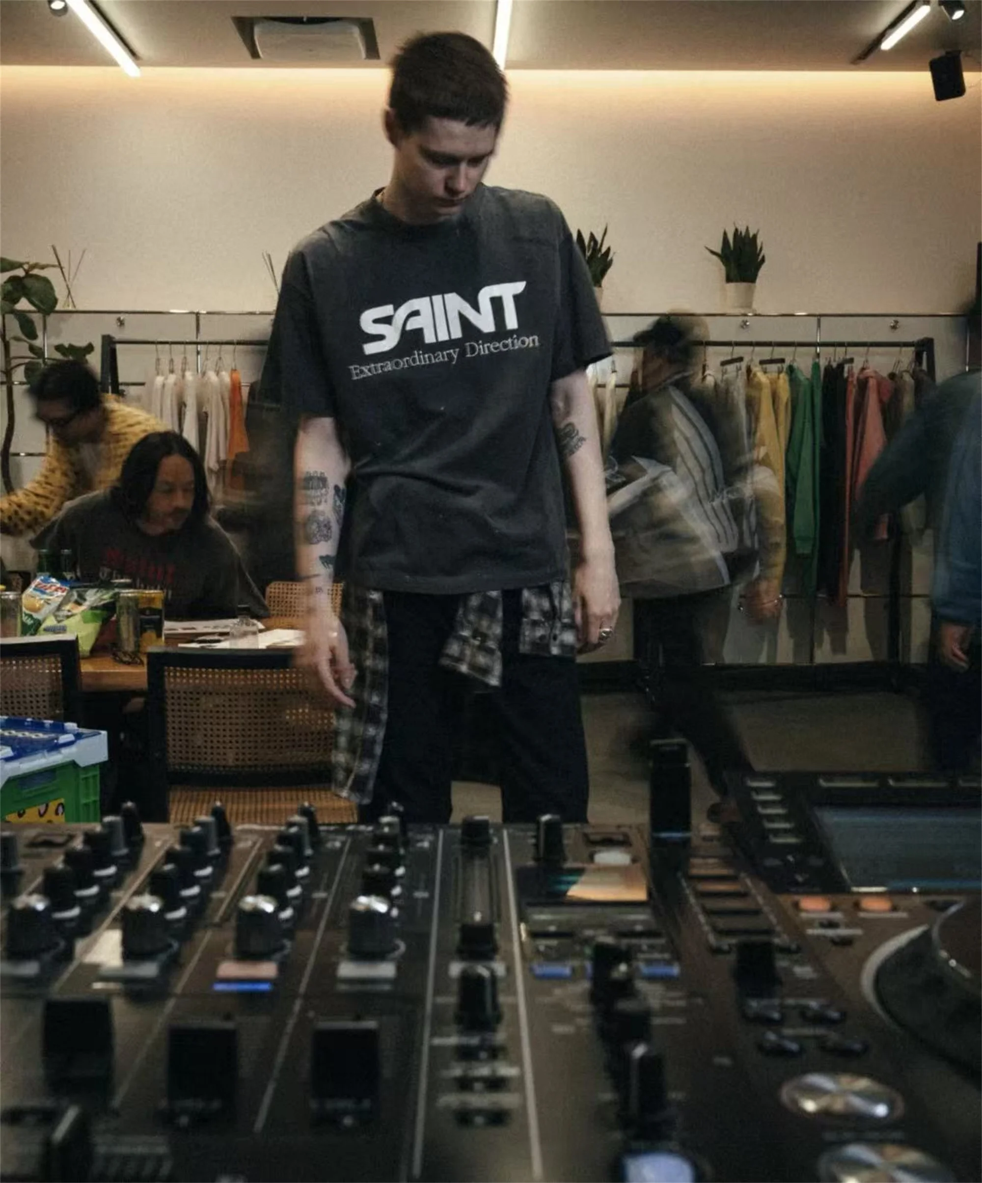 SAINT of Michael Mx6 FW26 Vintage Retro Old School Three dimensional font printed badge Logo washed and made old T-Shirt  Tee