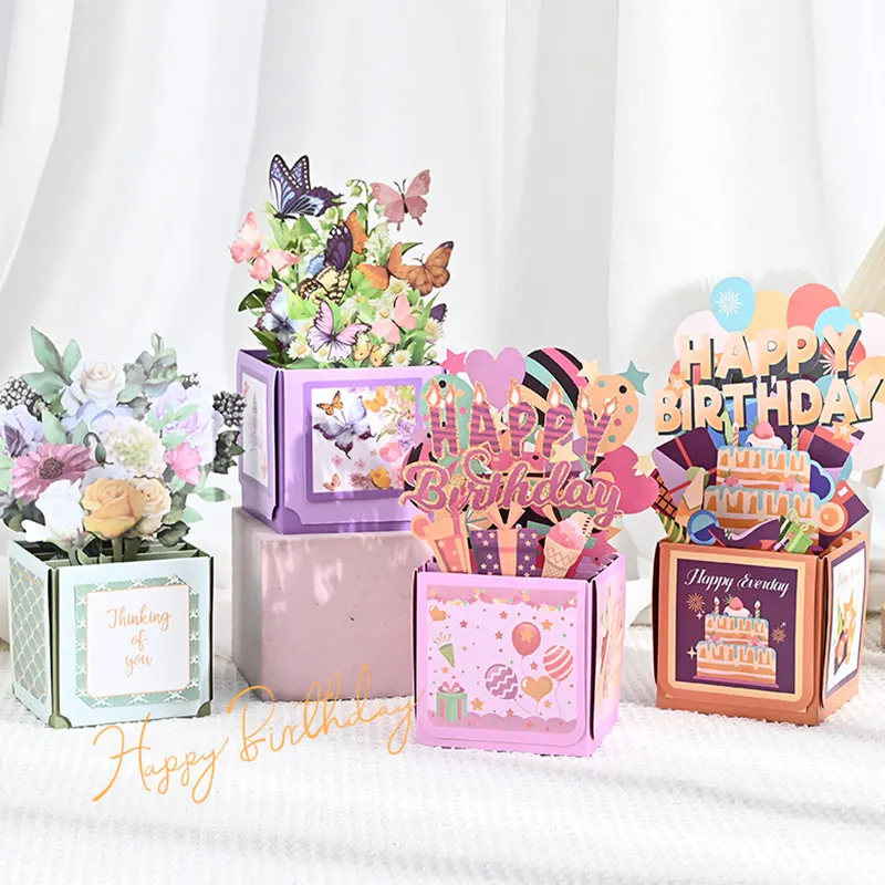 Handgefertigte 3D-Geburtstagskarte Box Pop-up Papier-Schnitzkarte Handgemachte Grußkarte Blumen-Schmetterling-Muster Design Exquisites Geburtstagsgeschenk