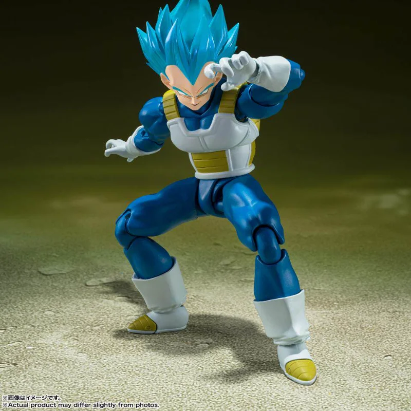 

В наличии: Коллекционная подвижная фигурка Bandai SHF Dragon Ball Super Saiyan God Blue-Haired Vegeta