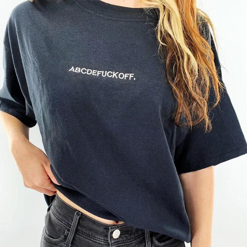 

ABCDE Letters Embroidered Printing Unisex Short Sleeve T shirts Black Loose Casual Summer Tees Ins Fashion Street Style Shirts
