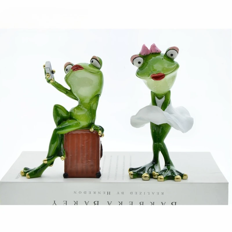 1 PC Nordic Garden Marilyn Monroe Themed Frog Figurines Resin Sculpture Creative Home Decor Art Piece Creative Birthday Present