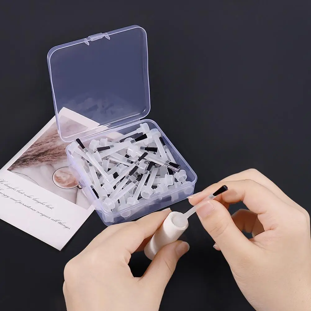 50pcs 일회용 네일 브러쉬 교체 인체 공학적 핸들 DIY 전문 사용 네일 아트 도구에 적합한 정확한 응용 프로그램